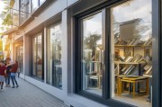 门窗封阳台，这家门窗店的获客暴利套路，你学会了吗？