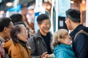 杭州生活补贴申请刷脸时代，便捷背后的民生温度与数字治理升级