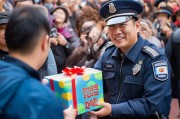 警方送礼，你别错过啦！怎么领最新福利？